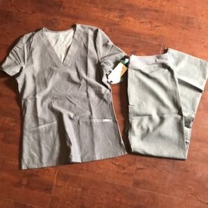 Womens figs scrub set